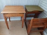 gamla skolbänkar