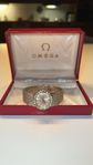 Elegant Omega Damklocka med Diamanter 18K Vit Guld