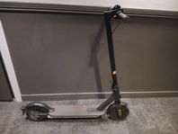 Xiaomi Mi Electric Scooter Pro 2