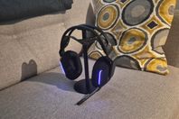 Logitech G733