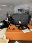 LV Metis