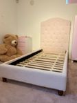 JOTEX DREAMLAND barnsäng 90x200 cm – i nyskick!