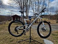 Commencal Super 4