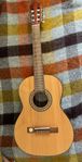 Gitarr i storlek 3/4 