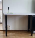 skrivbord 