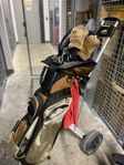 Golfbag + vagn med golfklubbor dam