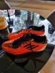Fotbollsskor Adidas f50 st 41 1/3