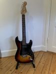 Squier Stratocaster VII – Unik 7-strängad Strat!