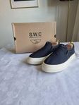 Stepney Workers Club ListerSuede Slip-On Sneaker, Svarta,S45