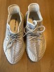 yeezy skor 42