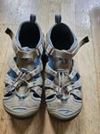 Keen sandaler 37