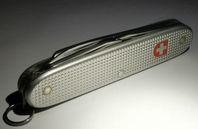 VICTORINOX PIONEER/SOLDIER SILVER ALOX 2000 
