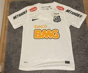 Säljer en ny Neymar Santos tröja i Storlek S