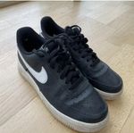 Säljer denna moderna Nike Air Force 1 i storlek 40. 