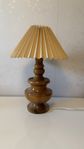 BORDSLAMPA / Furu / 1900-tal