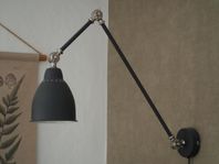 vägglampa