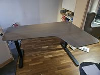 Hörnskrivbord