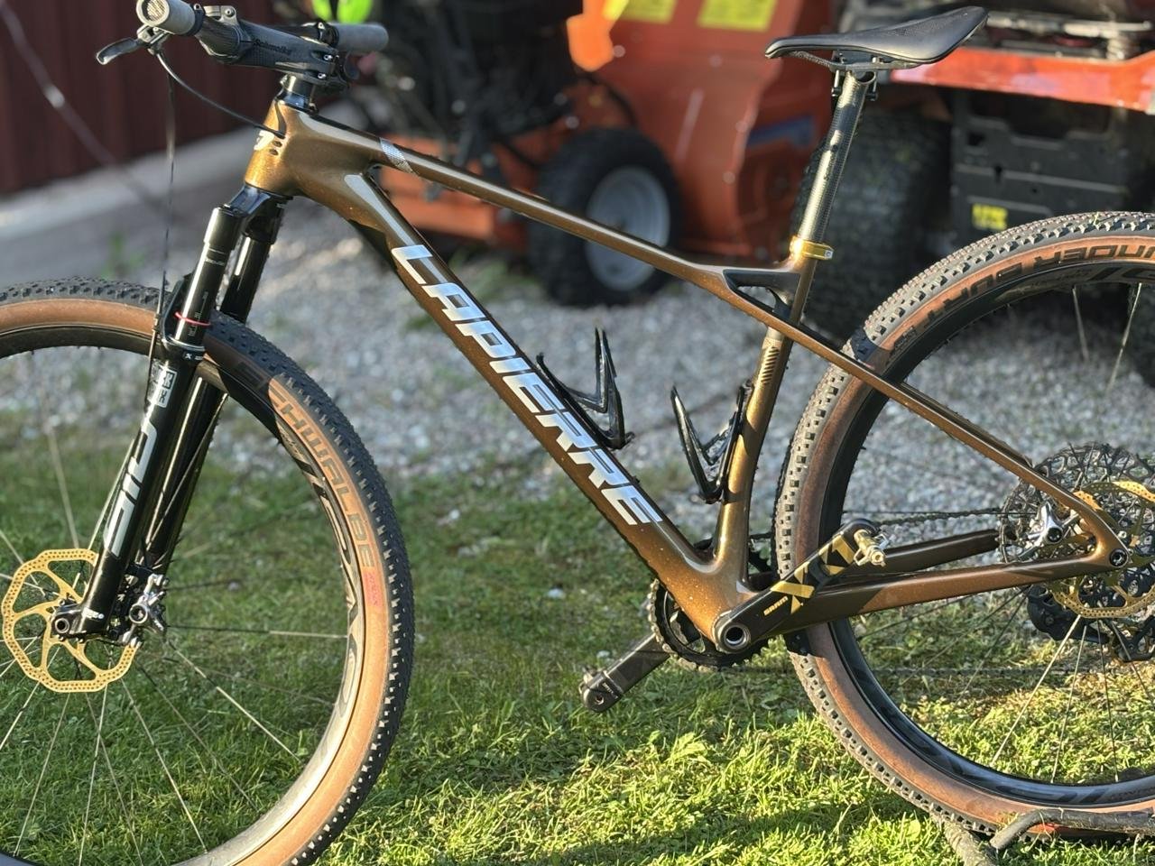 Mtb i guld <9kg SL Rovalhjul ...