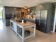 Ballingslöv Utställningskök Studio gröngrå/varmgrå