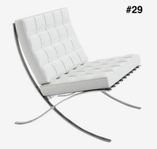 Design fåtölj & fotpall vitt läder & svarta metalldetalje
