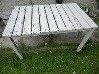 vitt stabilt bord trädgårdsbord träbord 67x70x110 cm