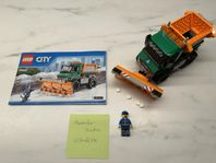 LEGO City 60083 - Snowplow Truck