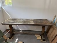 Rustikt barbord 