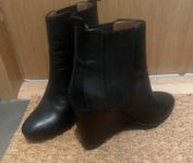 Massimo Dutti boots 