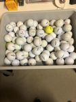 80 st blandade golfbollar.