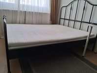 IKEA SAGSTUA säng 160x200 cm + madrasser & bäddmadrass