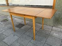 Mindre matbord Teak, 50-tal, Utdragsskivor Retro