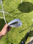 Spalding wedge 60 grader (vänster)