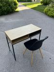 skrivbord + stol 