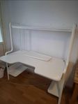 Fredde skrivbord vitt säljes