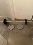 stång med 40 kg viktskivor ca 30 mm 