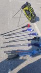 Blandade golfklubbor: 2 hela set, drivers, puttar, samt bag