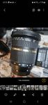 Nikon systemkamera med extra tillbehör – p