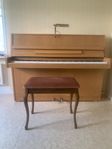 piano bortskänkes mot avhämtning 