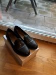 Clarks loafers svarta stl 39