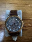 Seiko Premier Kinetic Perpetual Klockor