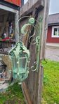 Vägghängd stor Smideslampa 