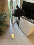 Golvlampa – Säljes billigt
