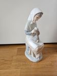 Porslins figurin zaphir, flicka med kanin
