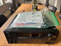 ONKYO TX-NR676E BIOFÖRSTÄRKARE, SVART