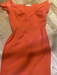 elegant orange klänning