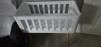 Troll retro crib