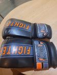 BOXNINGSHANDSKAR STORLEK  M NYSKICK
