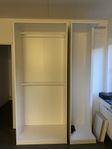Ikea pax garderob använd i två år. 