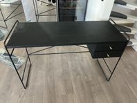 skrivbord
