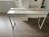 sideboard / sminkbord 